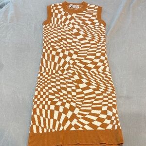 Geometric Patterned Sleeveless Dress
